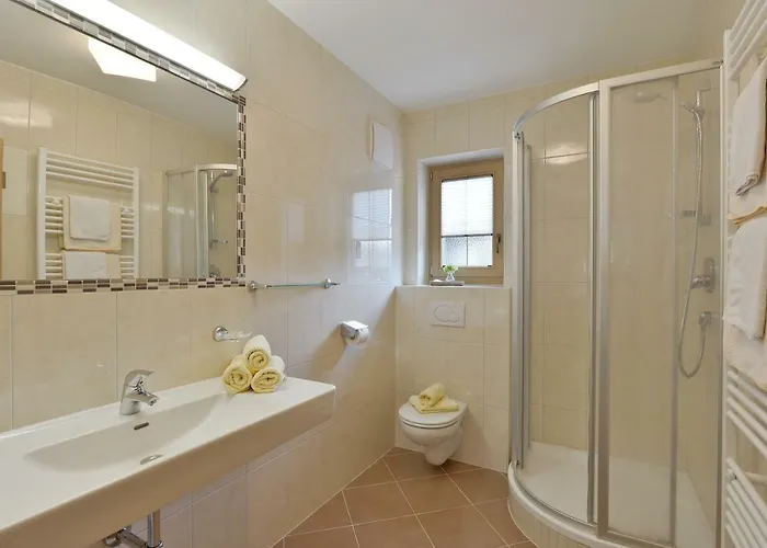 Πανσιόν Gredler 3*